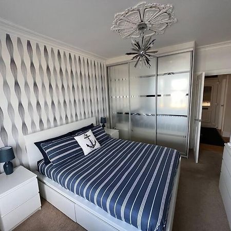 Fantastic 3 Bedroom Holiday Home Millport Exterior foto