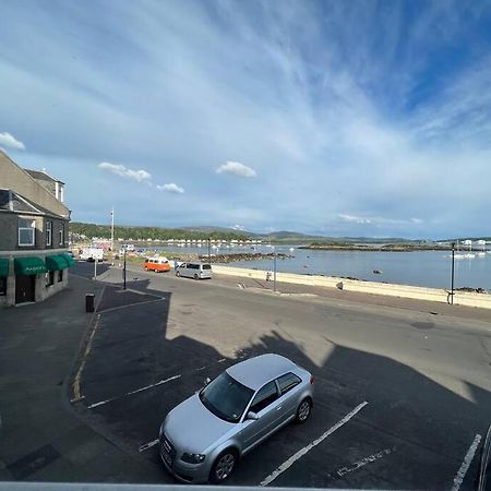 Fantastic 3 Bedroom Holiday Home Millport Exterior foto